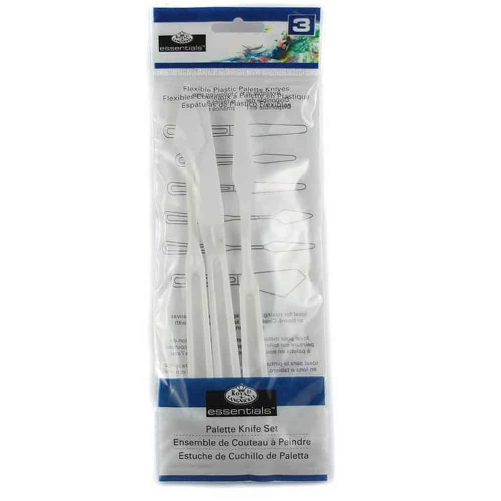 A packaged set of  3 plastic palette knives, displayed in a clear plastic bag with a blue and white design at the top, labeled as 'Royal & Langnickel' brand.